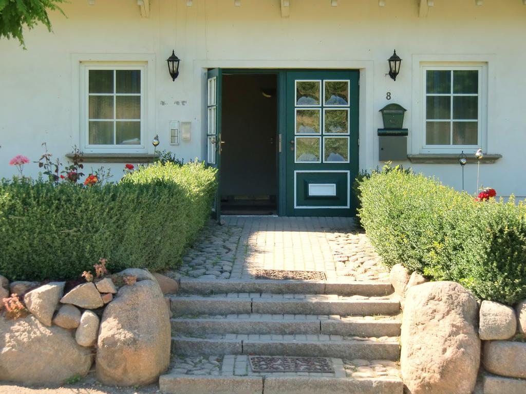 Auszeit Auf Ruegen Apartamento Nardevitz Exterior foto